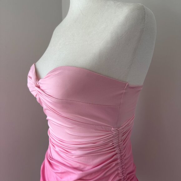 🌺 White Fox Boutique Eyes On The Prize Strapless Mini Dress Pink Ombre - Picture 4 of 10